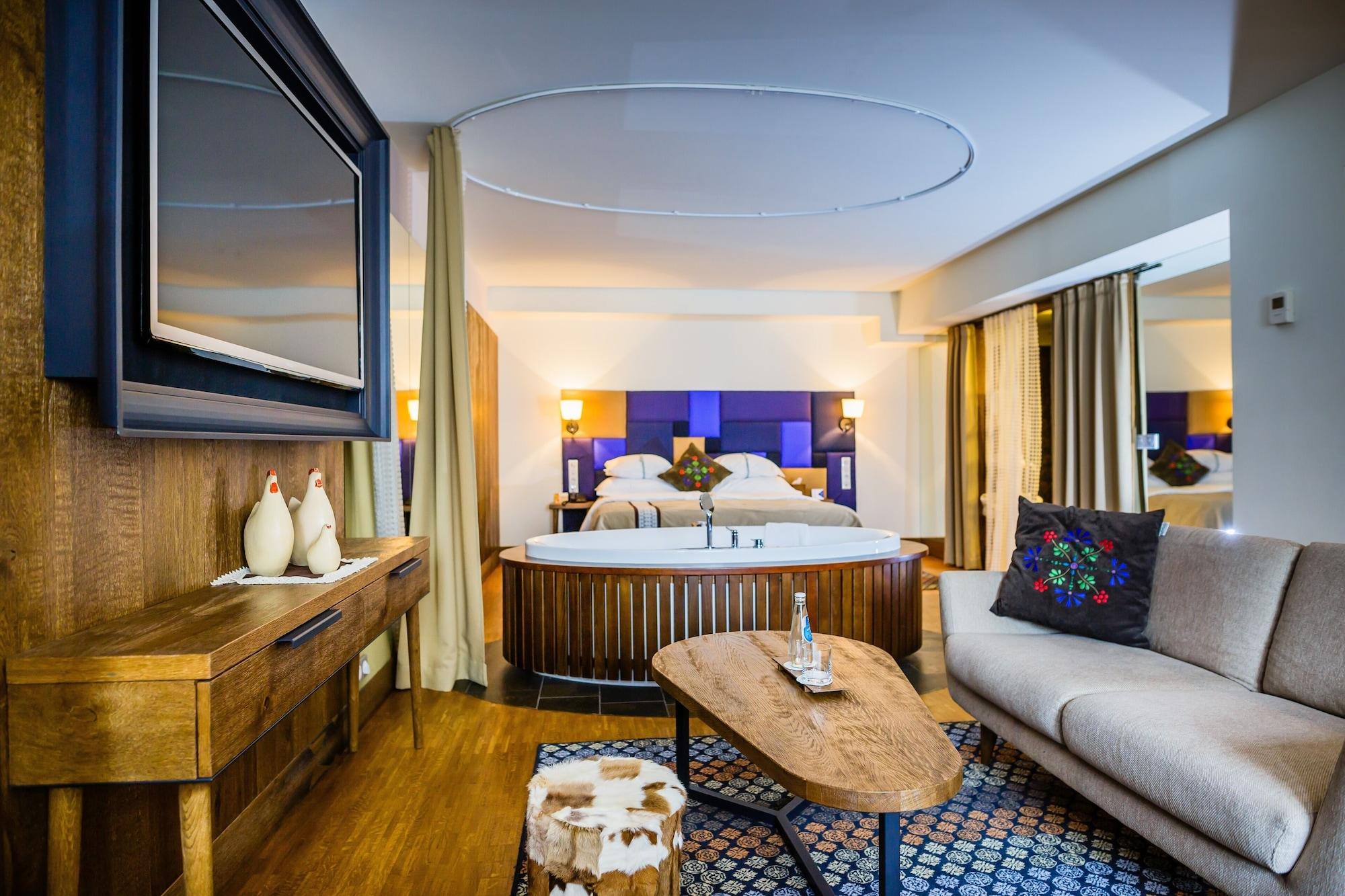 Hotel Bristol Tradition And Luxury Rzeszów Exterior foto Suite