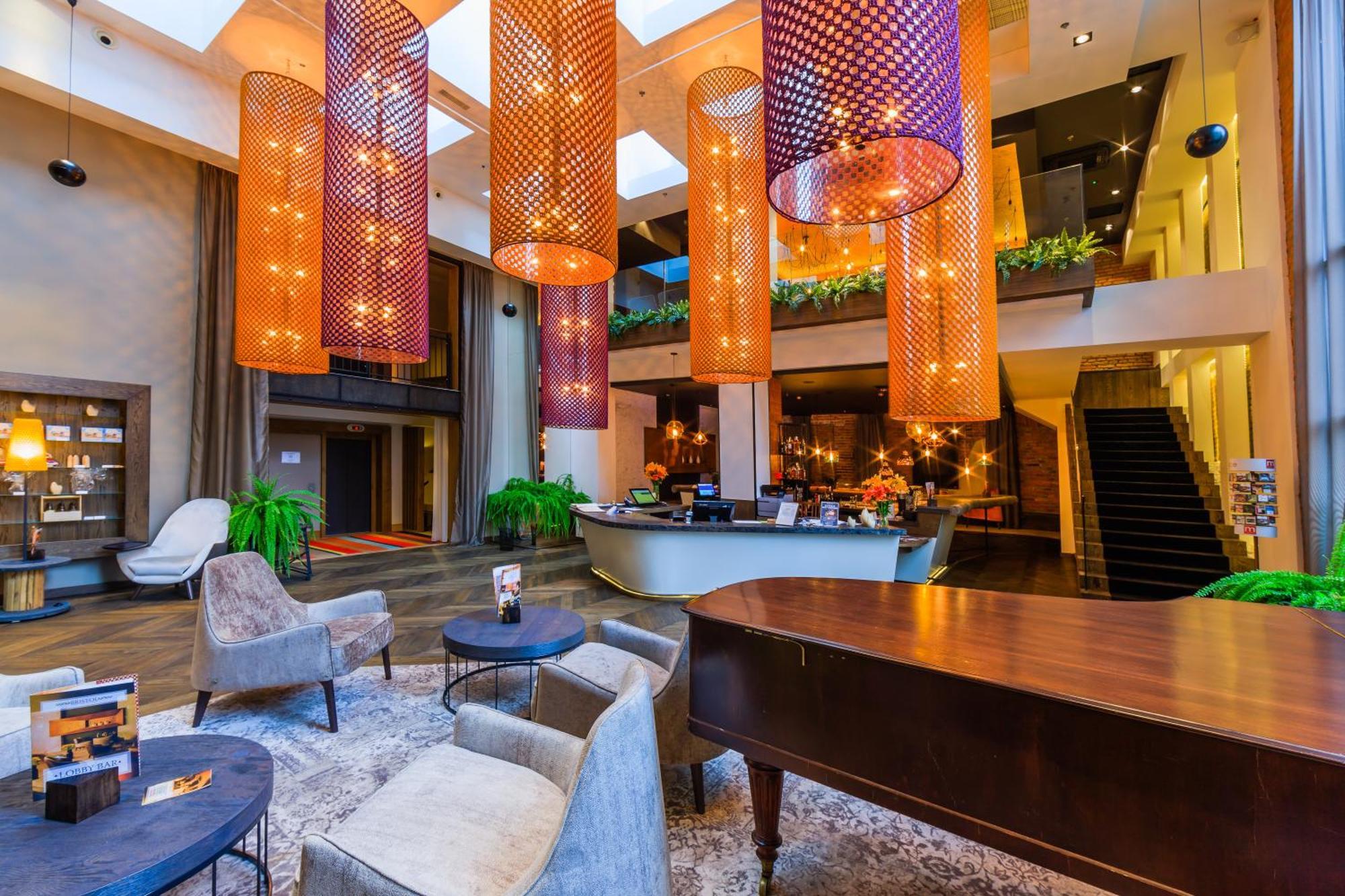 Hotel Bristol Tradition And Luxury Rzeszów Exterior foto Lobby